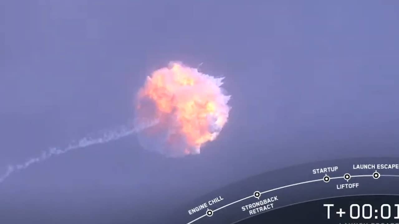 SpaceX laat raket van ruimtecapsule Crew Dragon exploderen als test