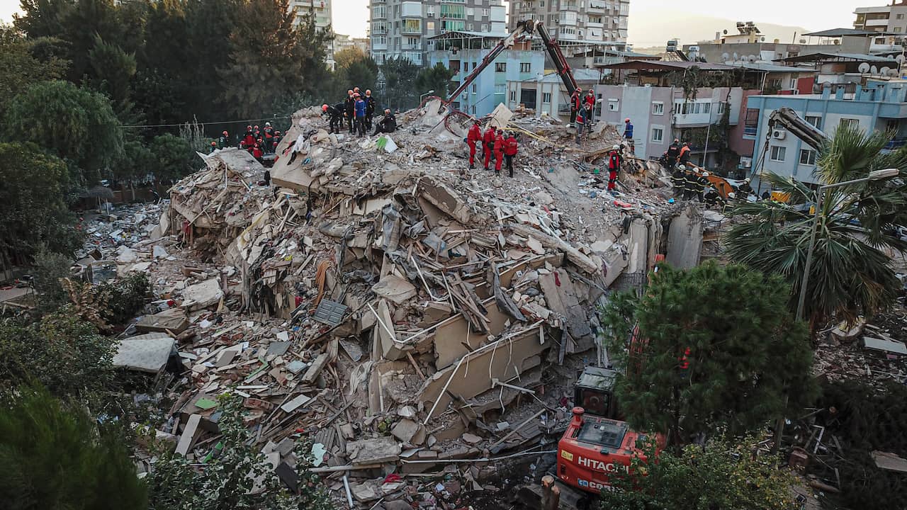 Turkish rescue team finds child alive under rubble 91 hours after earthquake |  NOW