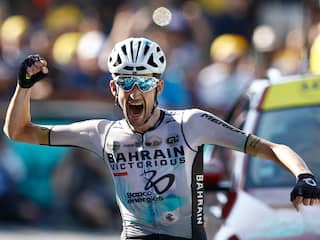 Wout Poels boekt droomzege in Tour de France na prachtige solo op Mont Blanc