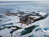 Noordelijkste 'eiland' ter wereld blijkt met grind bedekte ijsberg