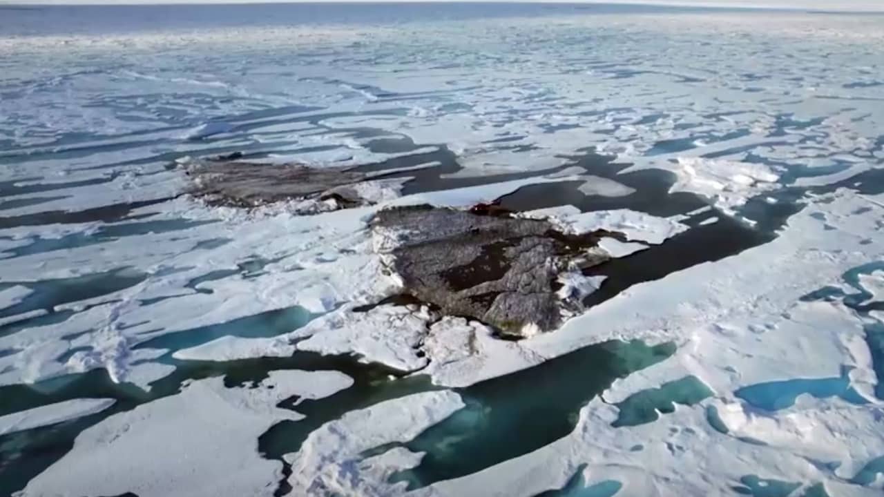 The northernmost island in the earth turns out to be a gravel-lined iceberg |  NOW