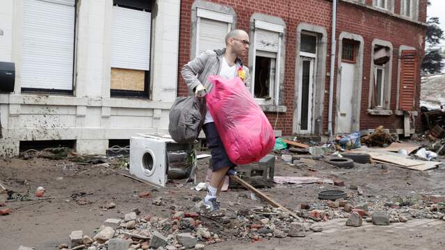 In het zwaar getroffen Verviers is de 'opkuis' inmiddels begonnen.