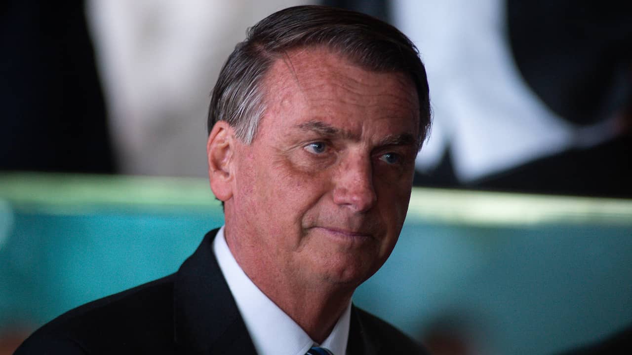 Former Brazilian President Bolsonaro Should Return Saudi Jewelry |  outside