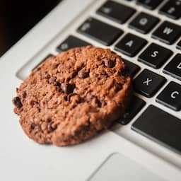 Adviseur EU-hof: aangevinkt selectievakje cookies geen geldige toestemming