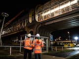 A12 bij Zoetermeer dagenlang dicht omdat brug bij treinstation vervangen wordt