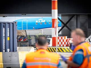 Persoon die omkwam in vliegtuigmotor was medewerker van bedrijf op Schiphol
