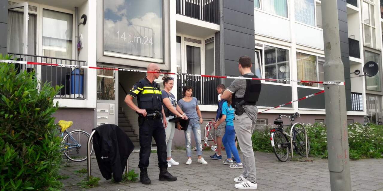Politie schiet man met bijl neer in Schiedam