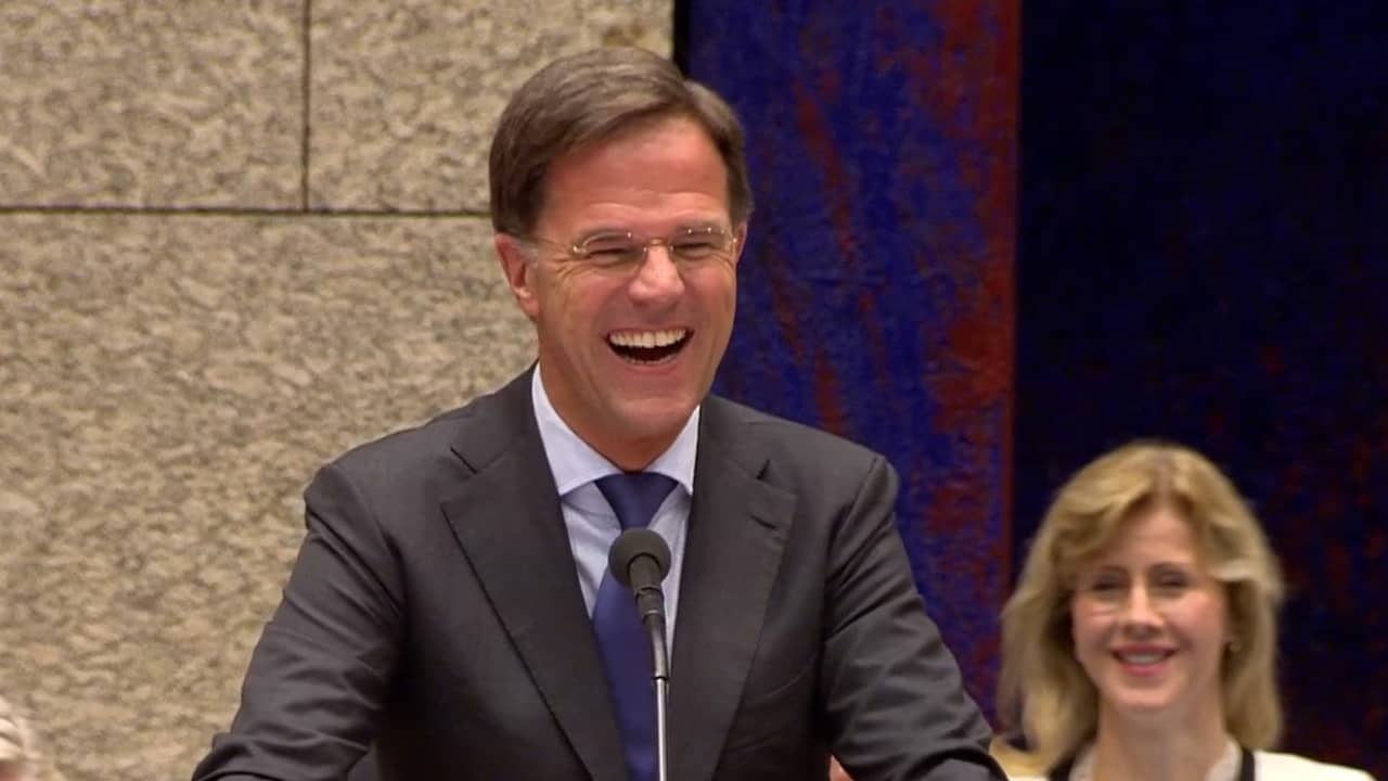 rutte-laat-kamer-lachen-met-beeldspraak-over-dode-kip