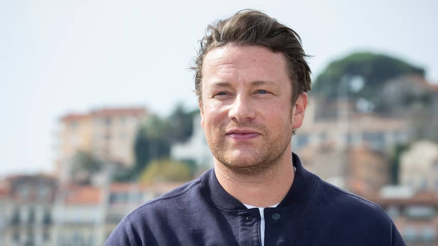Marty Fielding veerboot twee weken Jamie Oliver 'schreef' boeken met dictafoon: 'Nog nooit woord zelf  geschreven' | Achterklap | NU.nl