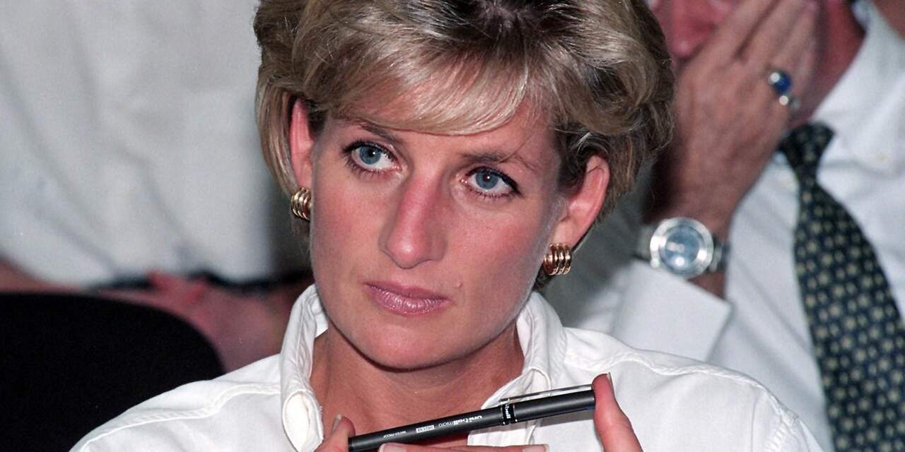 'Diana gaf koninklijk telefoonboek aan krant'