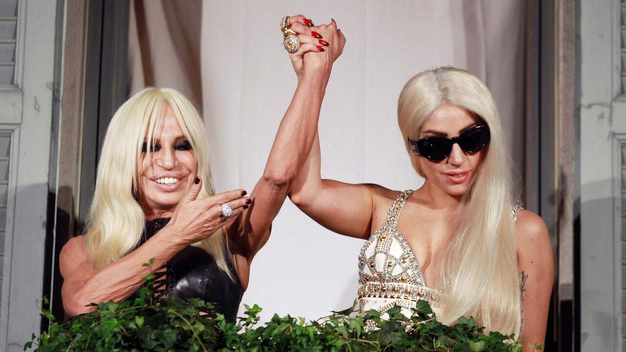 Donatella Versace is blij met nummer Lady Gaga | Muziek | NU.nl