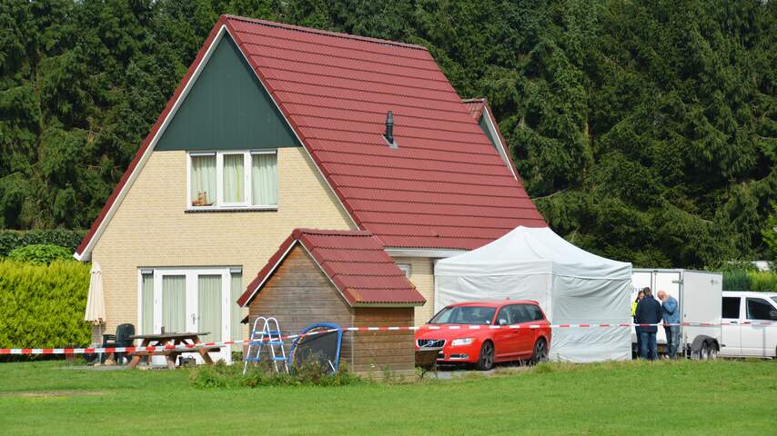 Man en kinderen dood gevonden