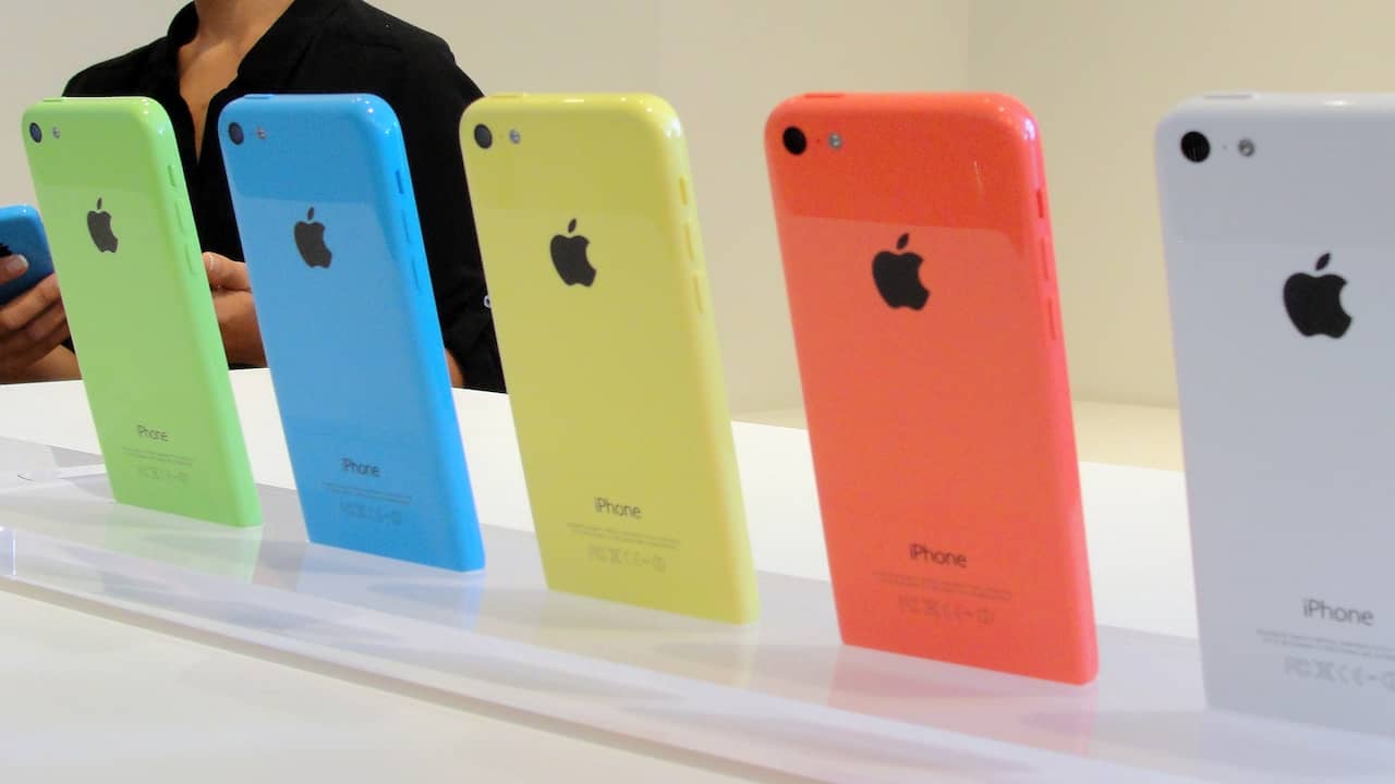 smal gemeenschap Kaal Hands-on: kleurrijke iPhone 5C en vingerscannende iPhone 5S | Reviews |  NU.nl