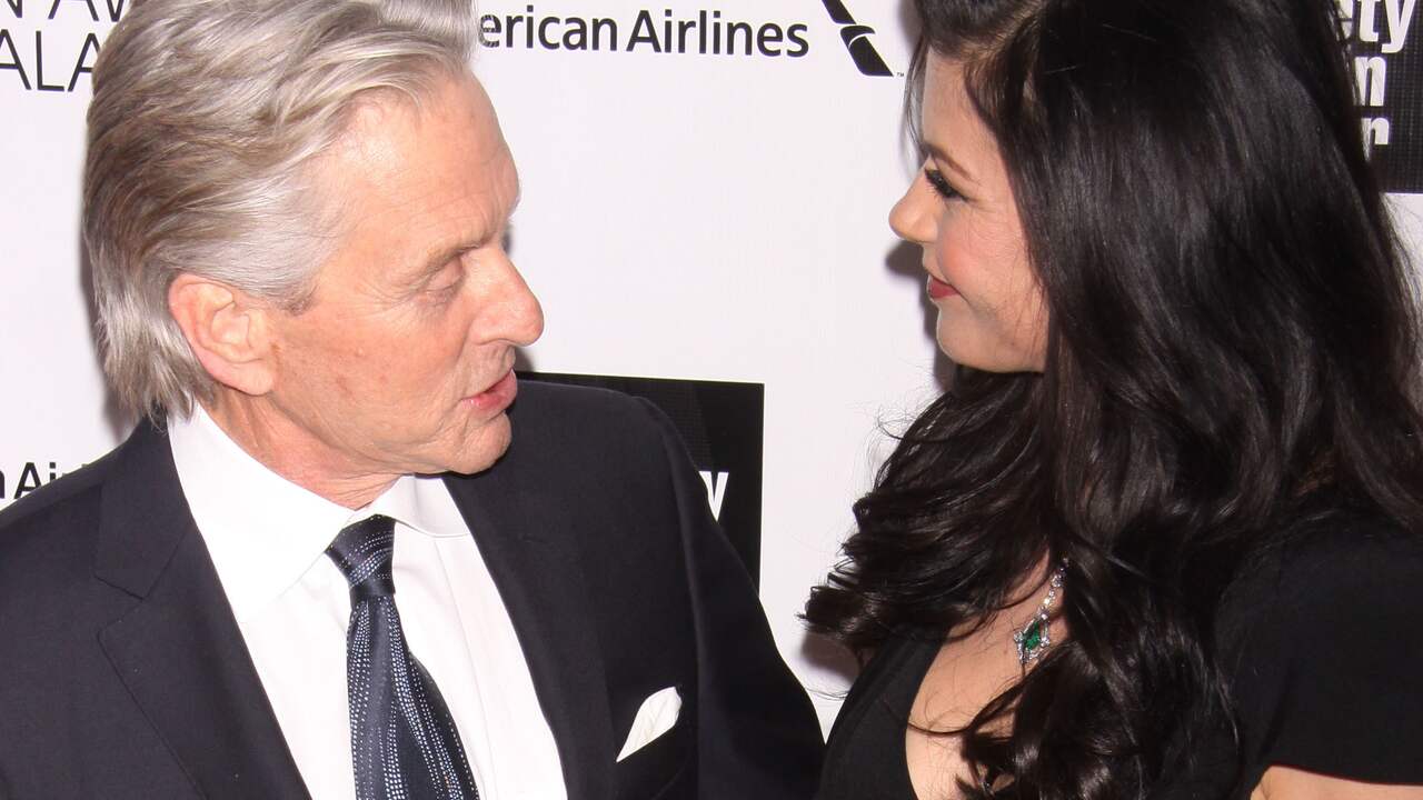 Michael Douglas en Catherine Zeta-Jones nog niet verzoend | Achterklap |  NU.nl