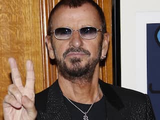Beatle Ringo Starr (77) door prins William geridderd