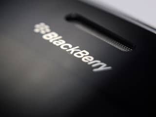Blackberry schrijft stevig af op nieuw toestel
