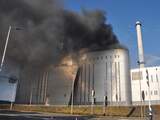 In Rotterdam woedt momenteel een zeer grote brand in het voormalige pand van AVR afvalverwerking. Het naastgelegen Maastunnel is door de enorme rookontwikkeling in beide richtingen afgesloten voor verkeer. Dit omdat de rookontwikkeling zich ophoopt in de tunnel. Het terrein is momenteel leeg en is in bezit van ondernemer Hennie van der Most. Hij wilde van het voormalige AVR-terrein een pretpark maken dat volgend jaar open zou gaan. Het is nog niet bekend hoe de brand is ontstaan.