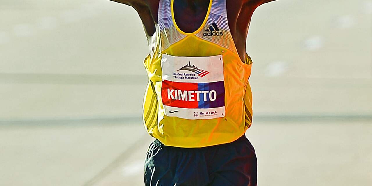 Kimetto loopt recordtijd in Chicago Marathon