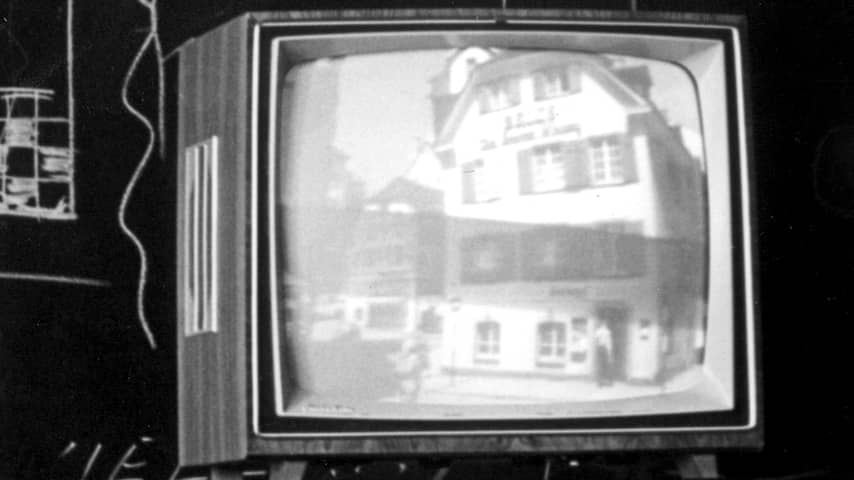 1963 Eerste uitzending schooltelevisie