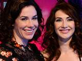 Halina Reijn (L) en Carice van Houten op rode loper voor aanvang van de MTV European Music Awards in de Ziggo Dome.