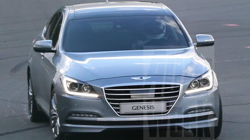 donderdag zwavel Klant Hyundai Genesis nu al te zien op spionagefoto's | Onderweg | NU.nl