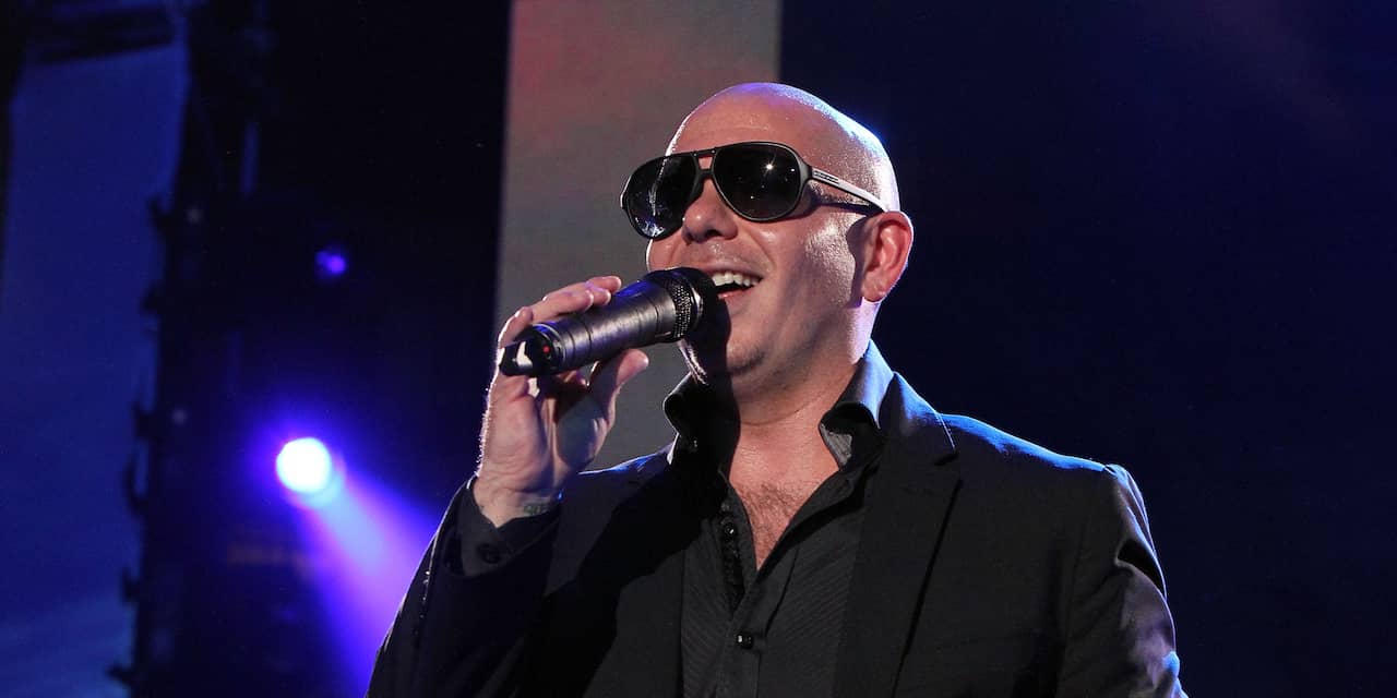 Rapper Pitbull klaagt zonnebrillenmerk Oakley aan