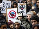 Honderden bij protest tegen Zwarte Piet in Amsterdam