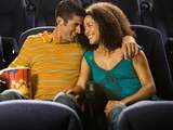 Vrijgezelle man gaat het liefst naar bioscoop tijdens afspraakje
