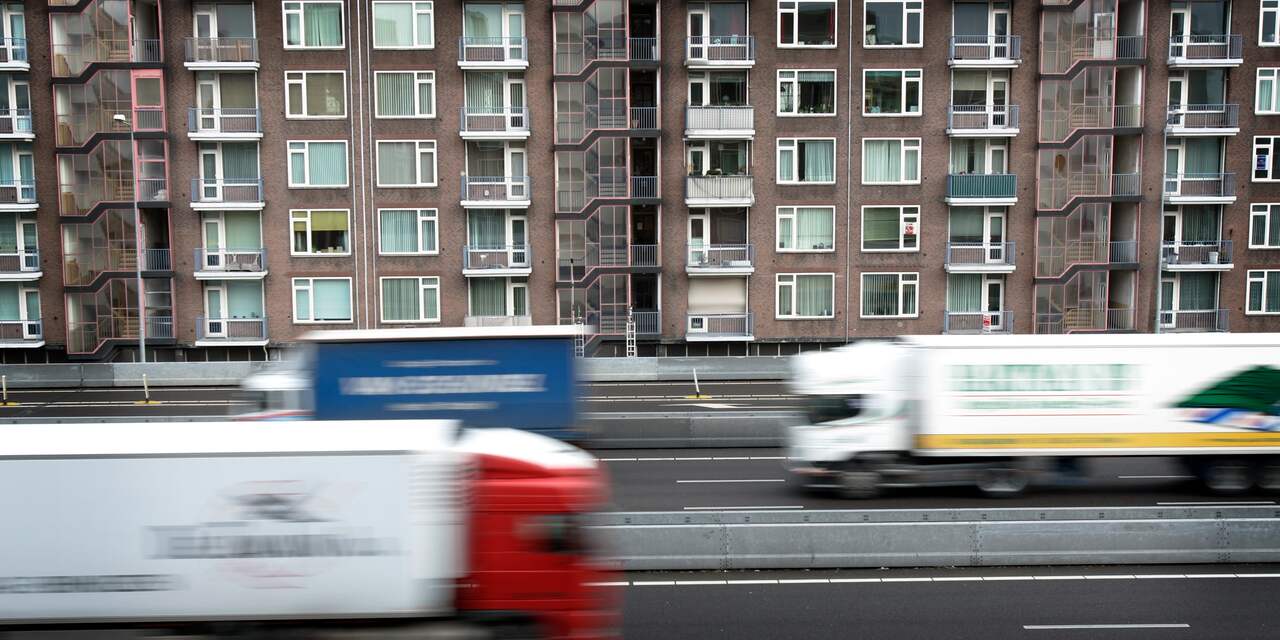 Inkomensgroei Amsterdam ongelijk, 'arme' inwoners naar rand van stad