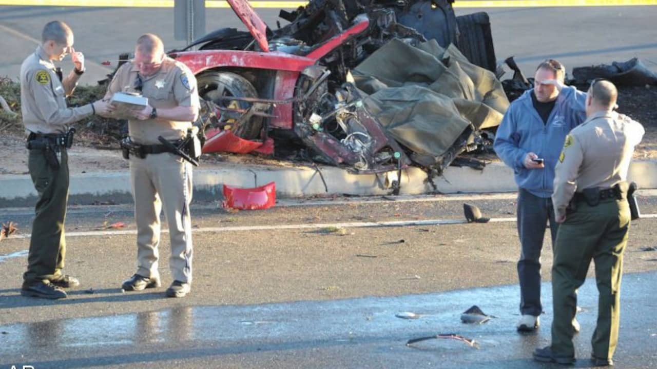 Spaans residentie eenheid Dieven stelen auto-onderdelen na crash Paul Walker | Achterklap | NU.nl