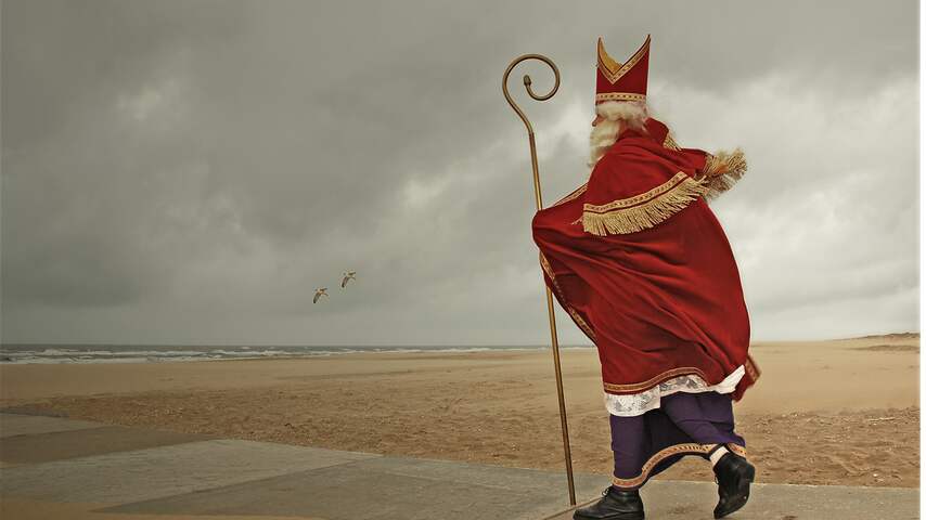 Sinterklaas storm strand