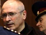 De vrijdag vrijgelaten Michail Chodorkovski (hier op archiefbeeld) is niet van plan een rol te gaan spelen in de Russische politiek. Ook zal hij de aandelen die hij had in het olieconcern Yukos niet opeisen. Dat zegt hij in een interview met een Russisch blad.Archiefbeeld van Chodorkovski uit 2011.