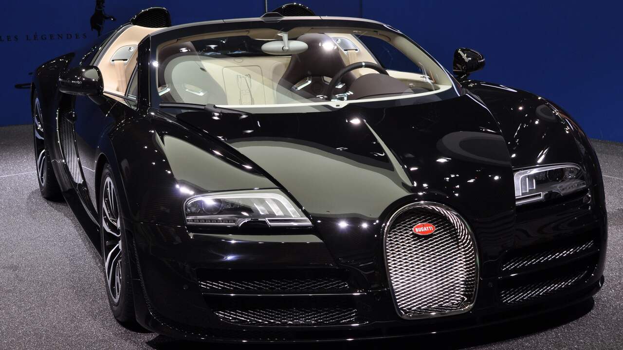 Verzwakken Aanwezigheid Druppelen Bugatti maakt riem van 72 duizend euro | Lifestyle | NU.nl