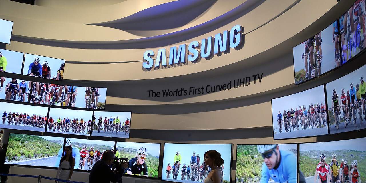 Samsung start verkoop buigbare tv in Zuid-Korea