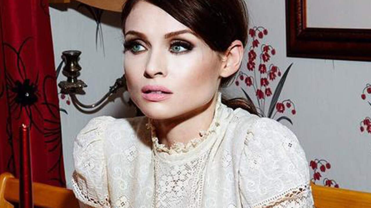 Софи Эллис-Бекстор. Sophie Ellis-Bextor wanderlust. 2014 - Wanderlust(Sophie Ellis-Bextor). Lufthaus & Robbie Williams & Sophie Ellis-Bextor.