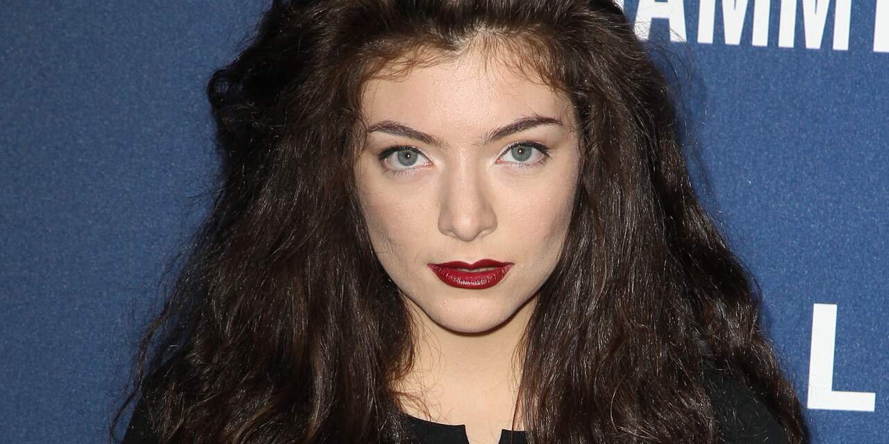 Lorde krijgt eigen make-uplijn