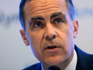 Britse centralebankpresident blijft langer aan om te helpen na Brexit