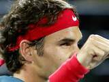 Federer verslaat Djokovic en treft Berdych in finale