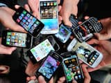 Waarom smartphones nog steeds iedere dag aan de oplader moeten