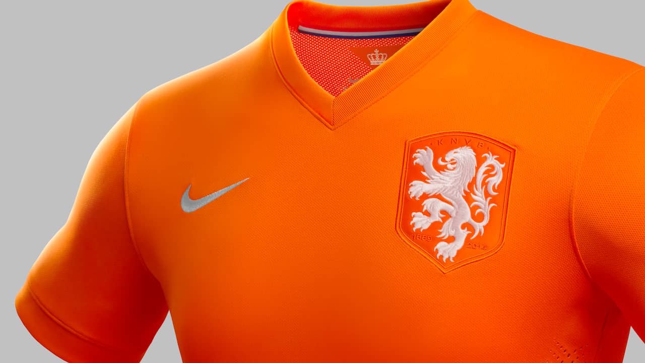 Nederlands Frankrijk namen op shirts | Sport | NU.nl