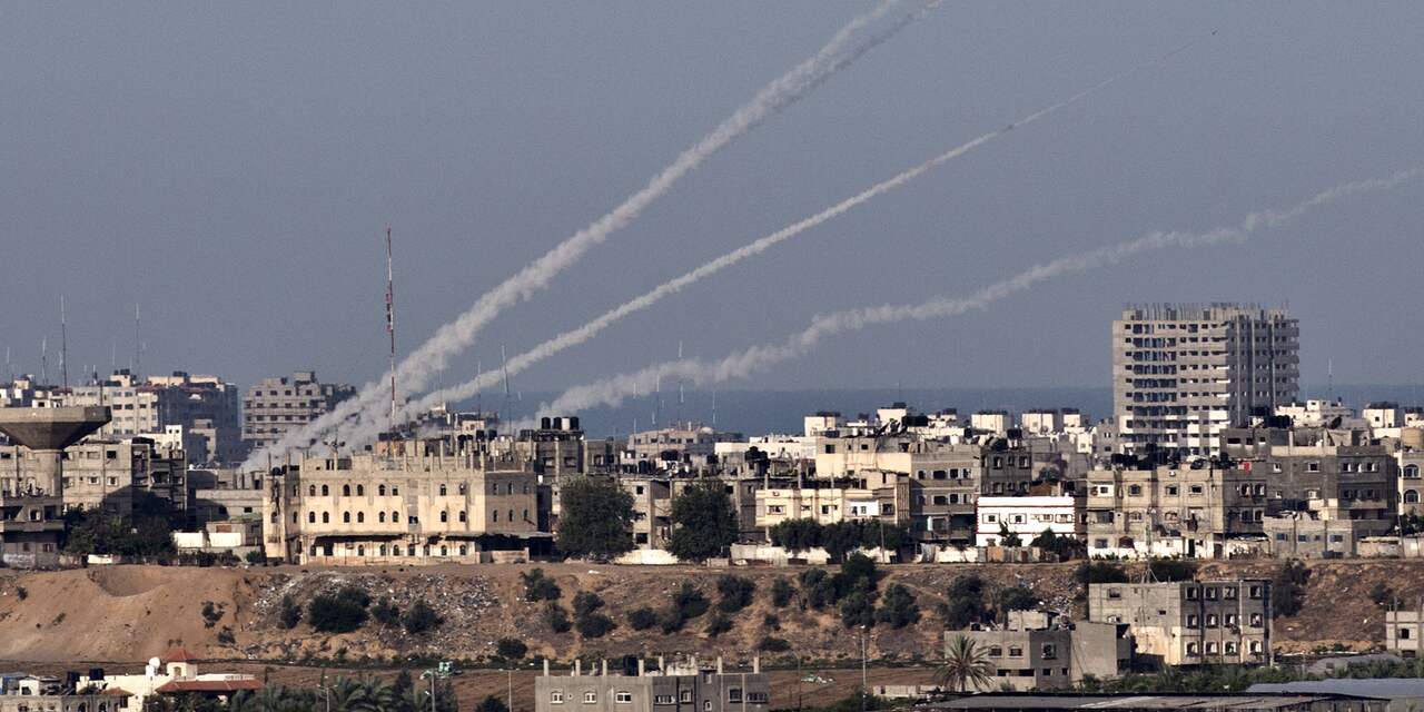 Tientallen raketten vanuit Gazastrook op Israël