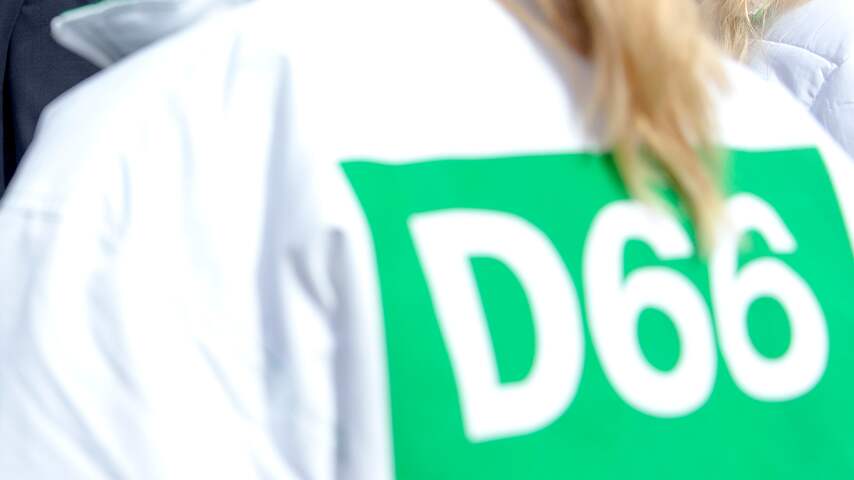 D66