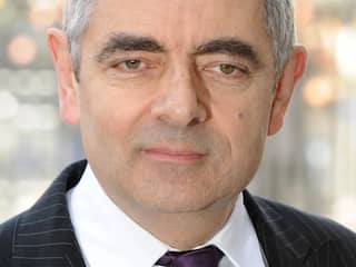 Rowan Atkinson verkoopt auto voor bijna 11 miljoen euro