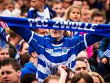Fans tijdens de huldiging van spelers en staf van PEC Zwolle in het Wezenlandenpark in de thuisstad.