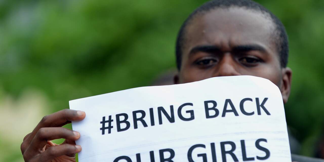 Vier ontvoerde meisjes Nigeria ontsnapt
