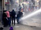 Woensdag braken er her en der in Turkije gewelddadige protesten uit tegen premier Recep Tayyip Erdogan en zijn regering, die wordt verweten veel te weinig te doen om mijnrampen te voorkomen.