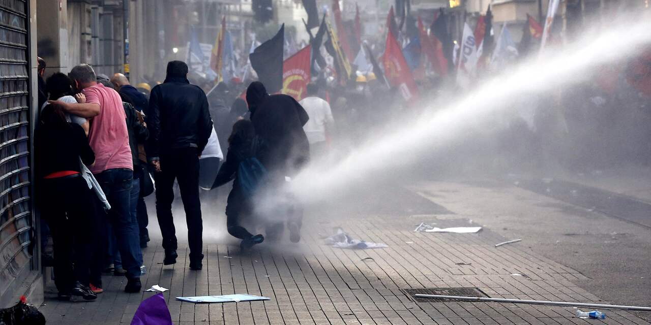 Turkse politie slaags met betogers mijnramp Soma