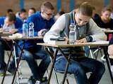 Veel schrijven tijdens 'vrij simpel' vwo-examen MAW