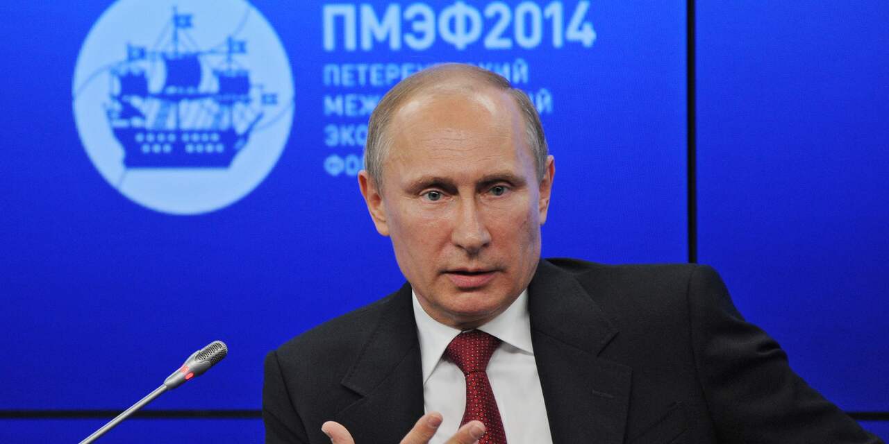 Poetin betuigt medeleven met nabestaanden vliegramp