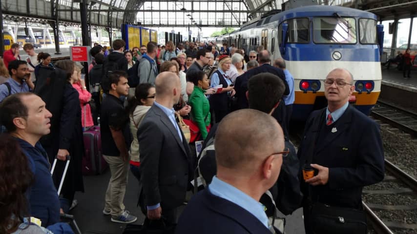 Geen Treinverkeer Rond Schiphol Door Brandmelding | Binnenland | NU.nl